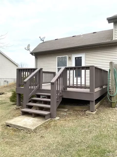 Exterior - 2300 Willows Ct, Washington, MO 63090 photo 5 of 6