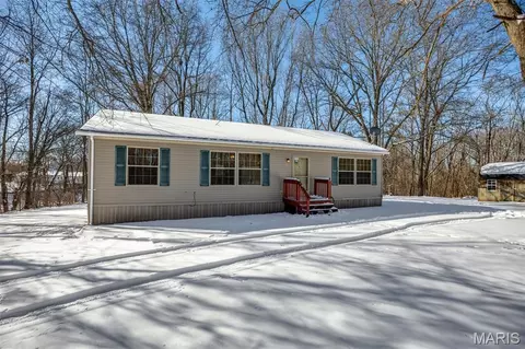 104 Mine Rd, Sawyerville, IL 62085