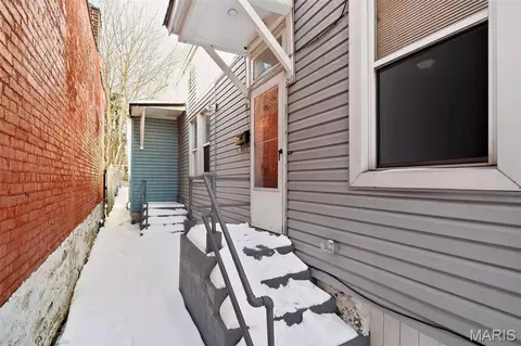 Exterior - 3721 S Compton Ave, Saint Louis, MO 63118 photo 5 of 5