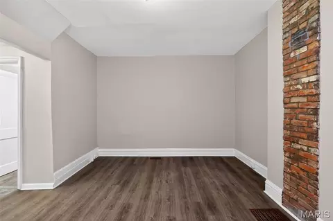 Living - 3721 S Compton Ave, Saint Louis, MO 63118 photo 5 of 5