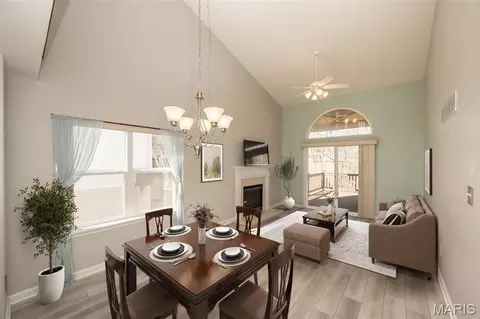 Dining - 6827 Eagles Landing Ct, Pacific, MO 63069 photo 1 of 1