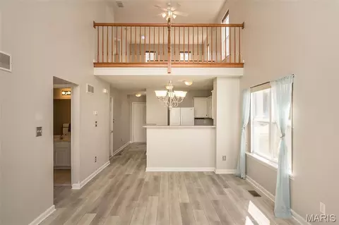 Living - 6827 Eagles Landing Ct, Pacific, MO 63069 photo 1 of 6