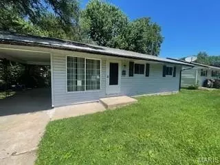 95 Florissant Park Dr, Florissant, MO 63031
