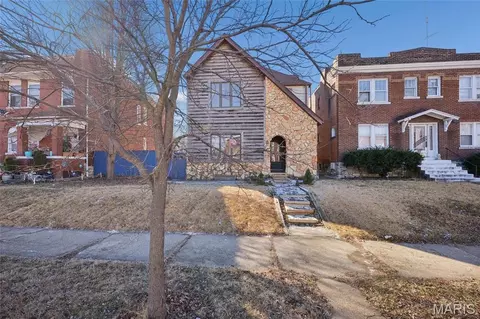 612 Bates St, Saint Louis, MO 63111
