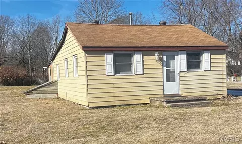 119 Douglas St, O'fallon, IL 62269