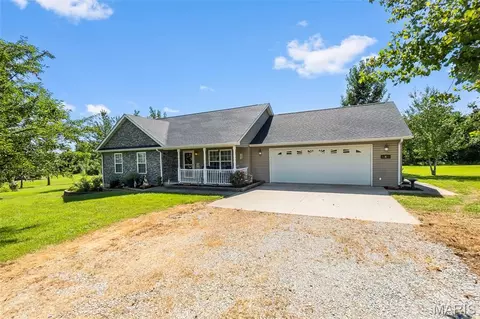 16815 Augusta Dr, Glen Allen, MO 63751