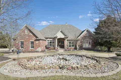 316 Barn Side Ln, Eureka, MO 63025