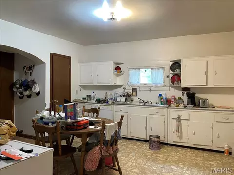 Kitchen - 414 Wayne 312, Patterson, MO 63956 photo 1 of 3
