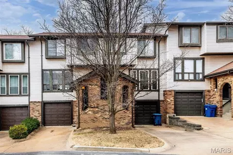 2317 Driftwood Pl, Saint Louis, MO 63146