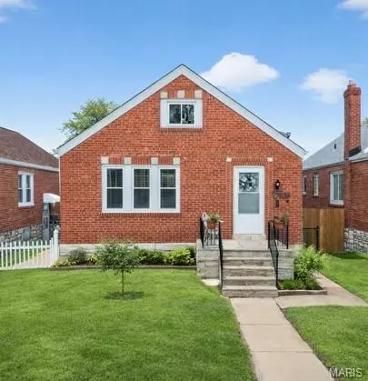 4153 Loughborough Ave, Saint Louis, MO 63116