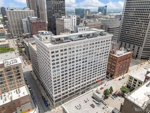 915 Olive St, Saint Louis, MO 63101