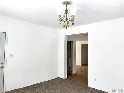 Living - 10119 High St, Belgrade, MO 63622 photo 2 of 2