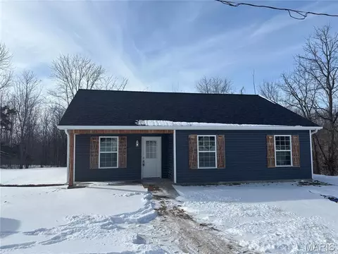 207 Golden Ct, Eolia, MO 63344