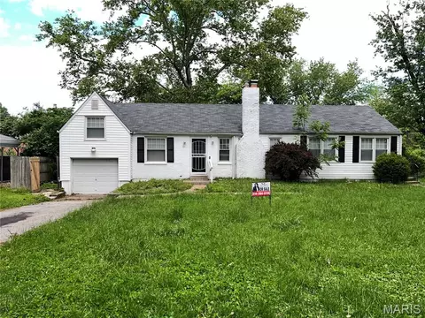 1587 Farmview Ave, Saint Louis, MO 63138