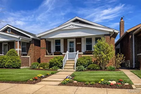 5139 Goethe Ave, Saint Louis, MO 63109