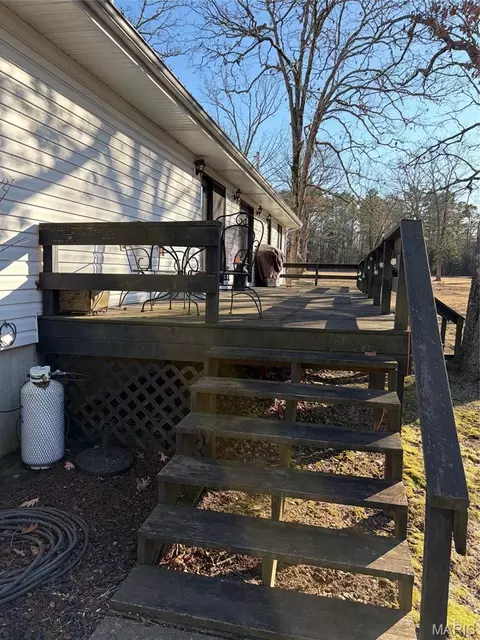 Exterior - 13915 Maple Ln, Plato, MO 65552 photo 3 of 5