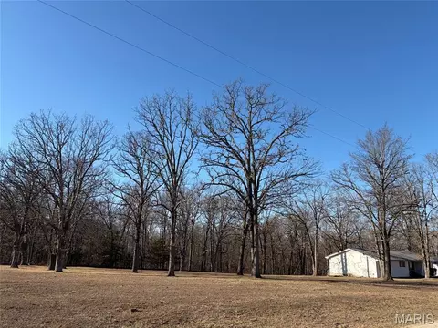 Exterior - 13915 Maple Ln, Plato, MO 65552 photo 5 of 5
