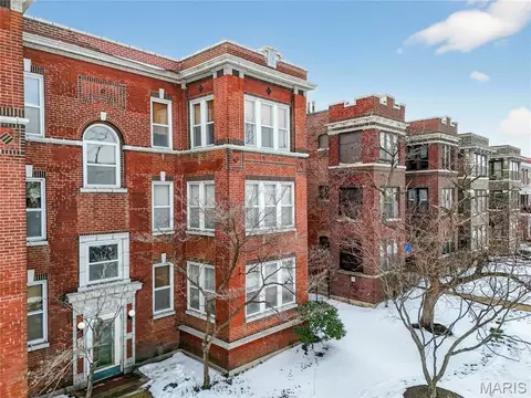 5544 Waterman Blvd #3W, Saint Louis, MO 63112