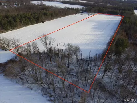 000 E Rileyville Rd, Dix, IL 62830 photo 2