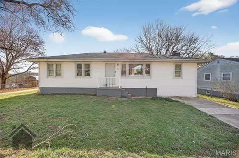 501 Broadway St, Waynesville, MO 65583