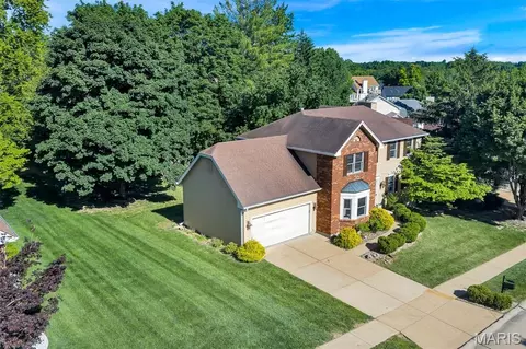 134 Rosebrook Dr, Florissant, MO 63031