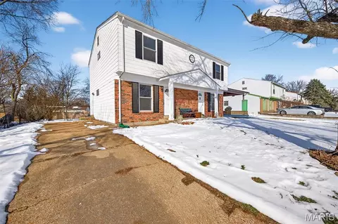 2233 Campus Dr, Saint Charles, MO 63301