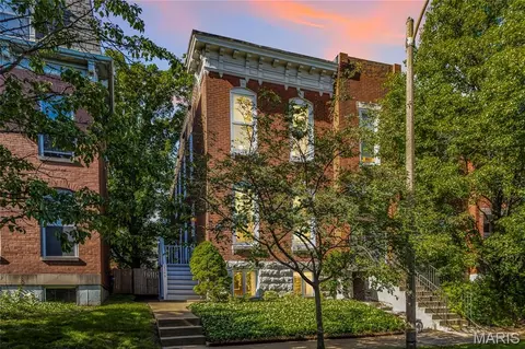 2344 Rutger St, Saint Louis, MO 63104