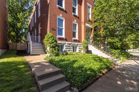 2344 Rutger St, Saint Louis, MO 63104