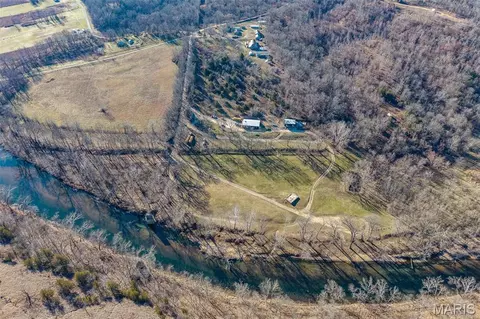 30633 Marigold, Lebanon, MO 65536