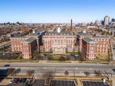 1515 Lafayette Ave #109, Saint Louis, MO 63104