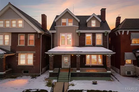 5849 De Giverville Ave, Saint Louis, MO 63112