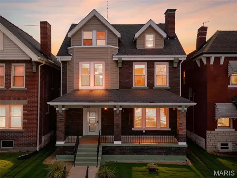 5849 De Giverville Ave, Saint Louis, MO 63112