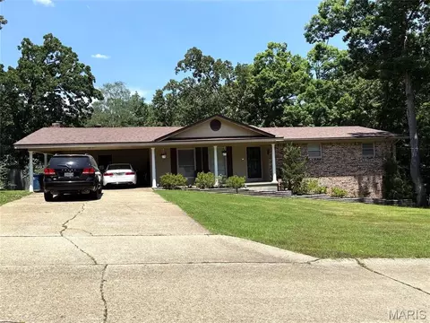 2001 King Rd, Poplar Bluff, MO 63901