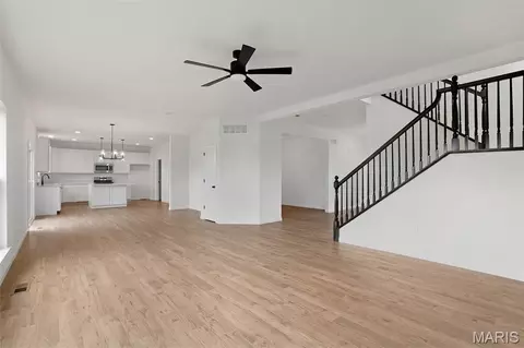 1045 Bloomfield Dr, Eureka, MO 63025 photo 24
