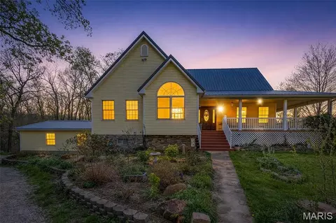 5050 Madison Rd, Farmington, MO 63640