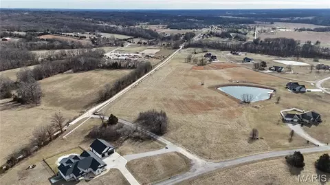 8 Northern Dancer Dr, Troy, MO 63379 photo 6