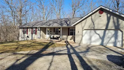9 Nottingham Ct, Lake Sherwood, MO 63357