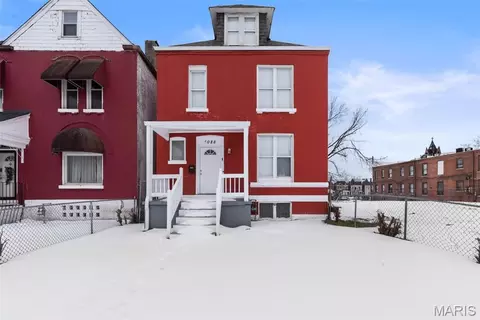 5088 Minerva Ave, Saint Louis, MO 63113