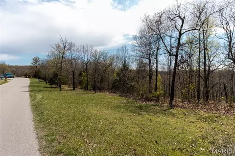 24705 Thunder Ln, Saint Robert, MO 65584