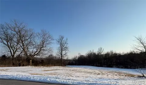 235 Deer Creek Rd, Cape Girardeau, MO 63701
