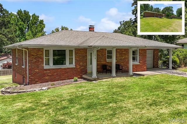 1019 Merrill St, Lebanon, IL 62254