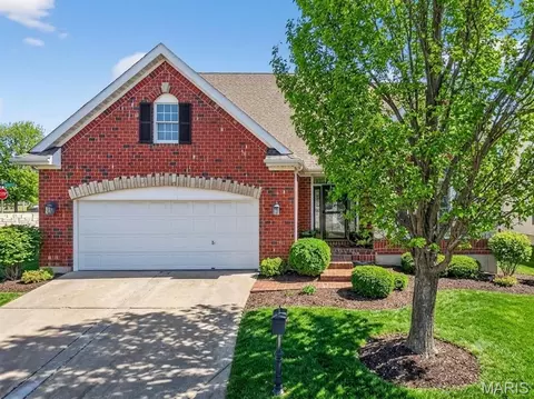 112 Wake Forest Pl, O'fallon, MO 63368