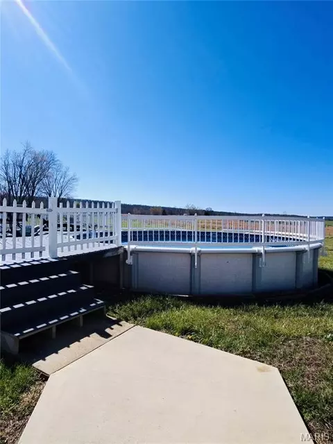 Exterior - 2003 Madison 208, Fredericktown, MO 63645 photo 2 of 11