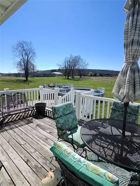 Exterior - 2003 Madison 208, Fredericktown, MO 63645 photo 7 of 11