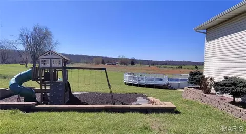 Exterior - 2003 Madison 208, Fredericktown, MO 63645 photo 3 of 11