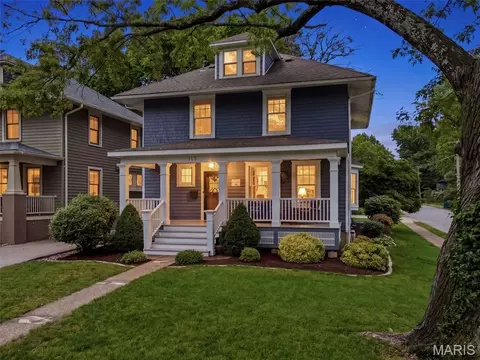 113 S Gore Ave, Saint Louis, MO 63119