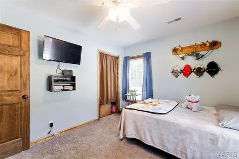 Bedroom - 14502 E State Hwy E, Cadet, MO 63630 photo 6 of 6
