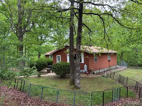 4462 N Virginia Mines Rd, Saint Clair, MO 63077