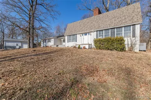 16747 Chalk Bluff Trl, Dexter, MO 63841