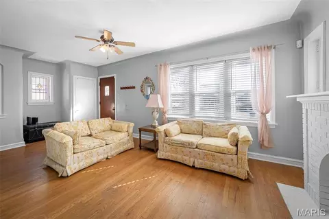 7337 Sharp Ave, Saint Louis, MO 63116 photo 15